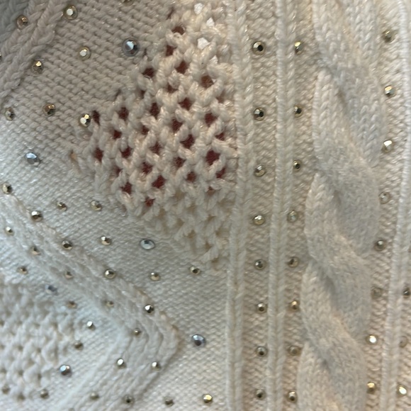 WHBM Rhinestone Embellished Wool Blend Cream Cable Knit Sweater Size Small - Picture 6 of 14